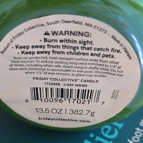 Yankee Candle Green 3 Day WKND Candle - Picture 9 of 11